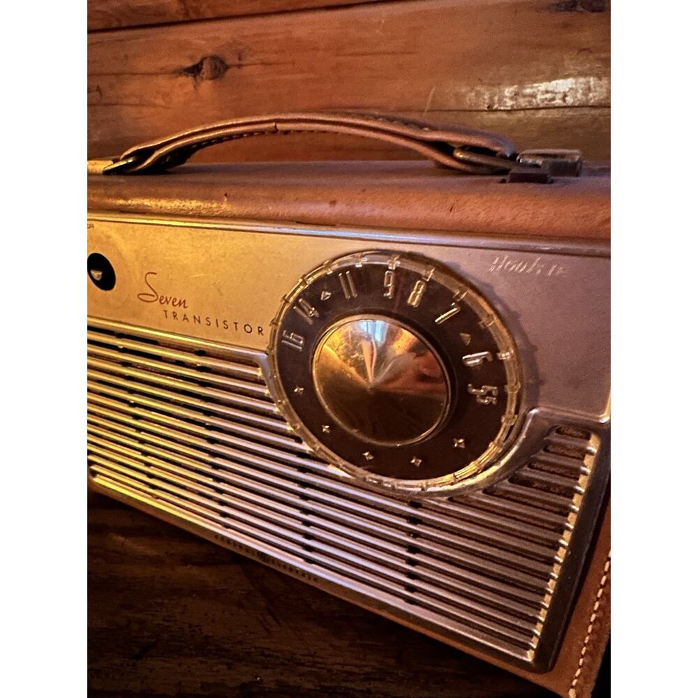 Vintage Seven Transistor Radio General Electric Art Deco Leather Case Handle